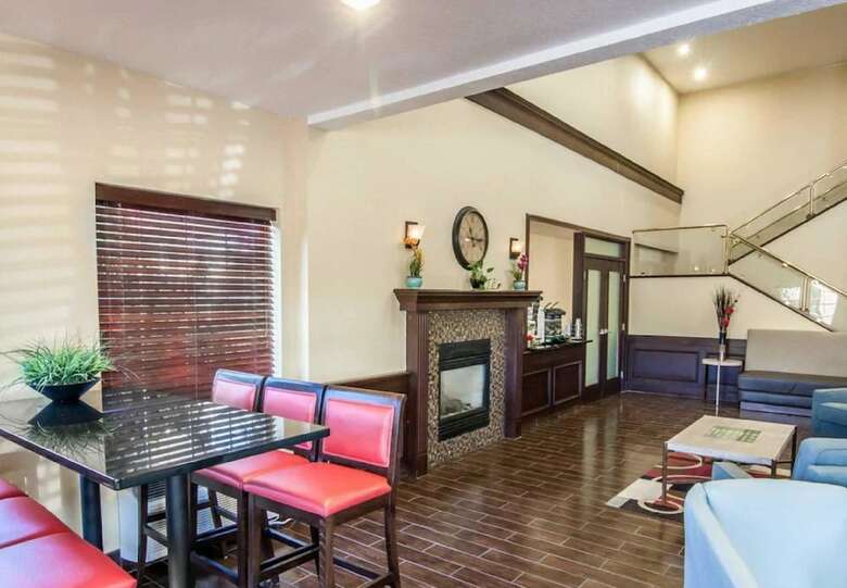 Hotel Quality Suites Keizer - North Salem