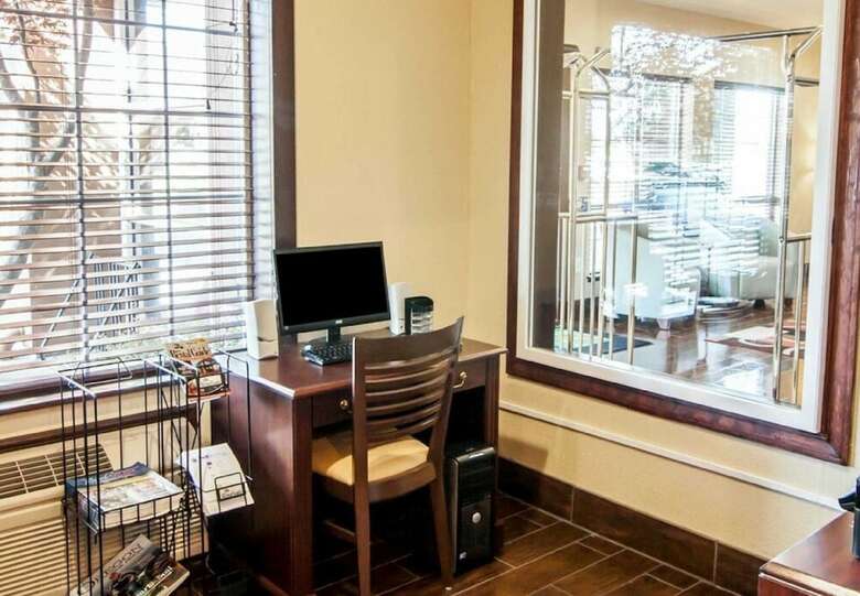 Hotel Quality Suites Keizer - North Salem