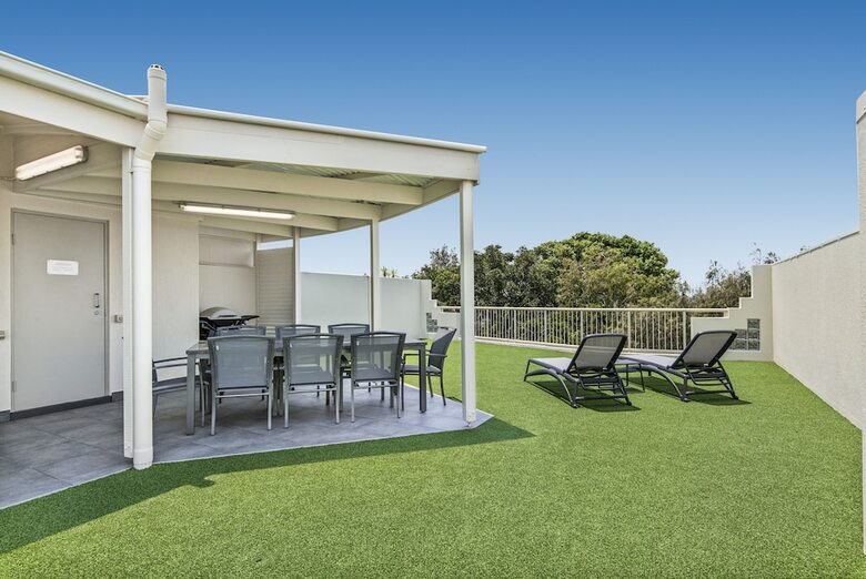 Apartamentos Mirra Chana