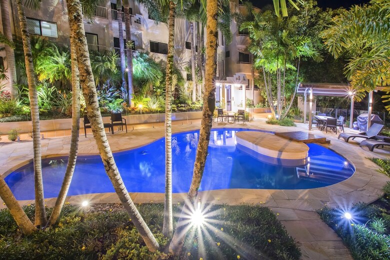 Apartamentos Mirra Chana