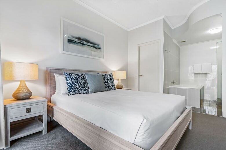Apartamentos Mirra Chana