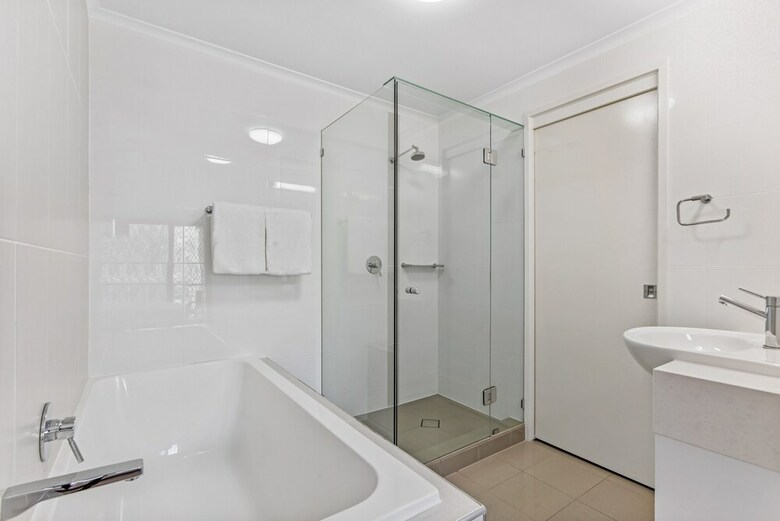 Apartamentos Mirra Chana