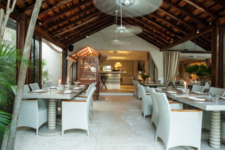 Jashita Hotel