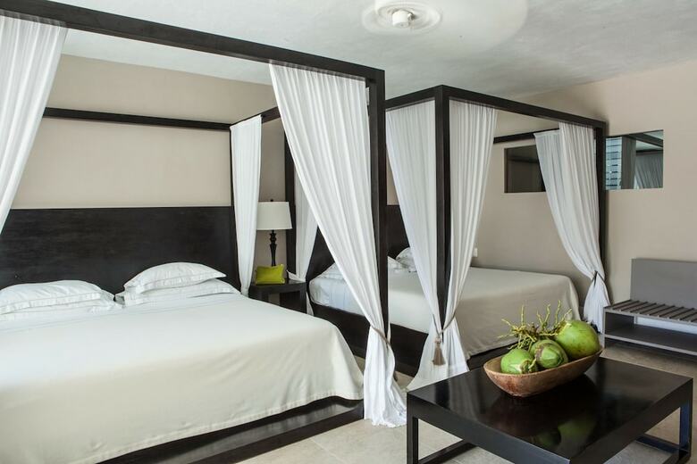 Jashita Hotel