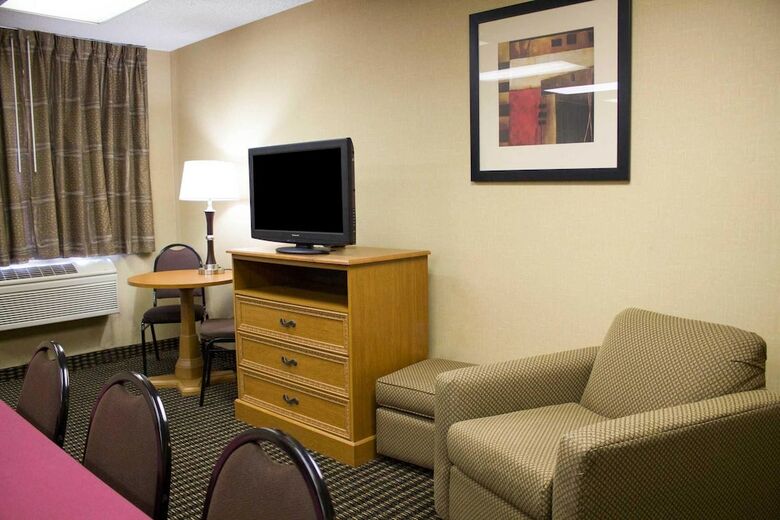 Hotel Comfort Inn East