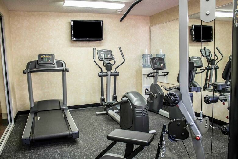 Hotel Comfort Inn East