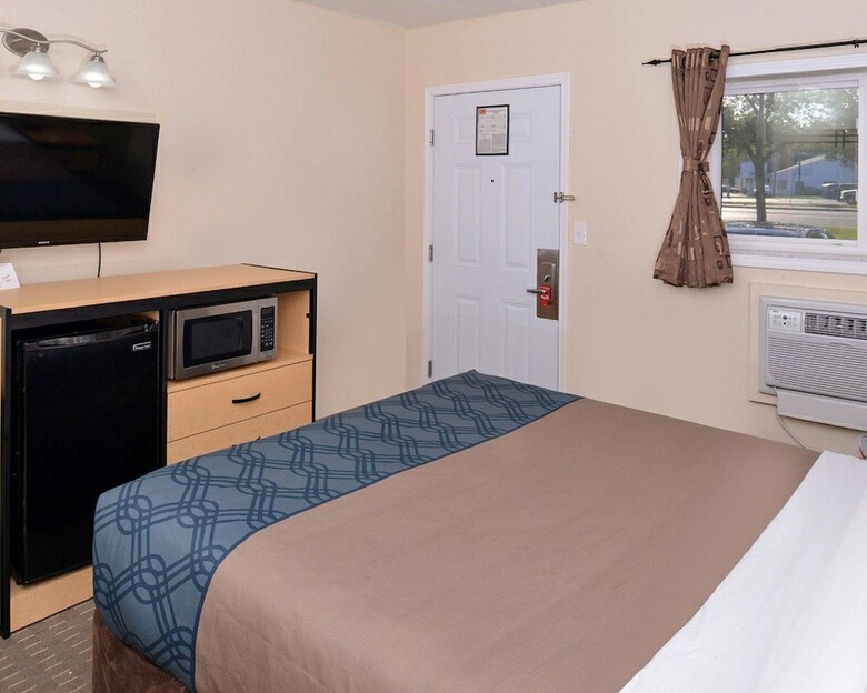 Hotel Econo Lodge Rochester I-90 & I-390