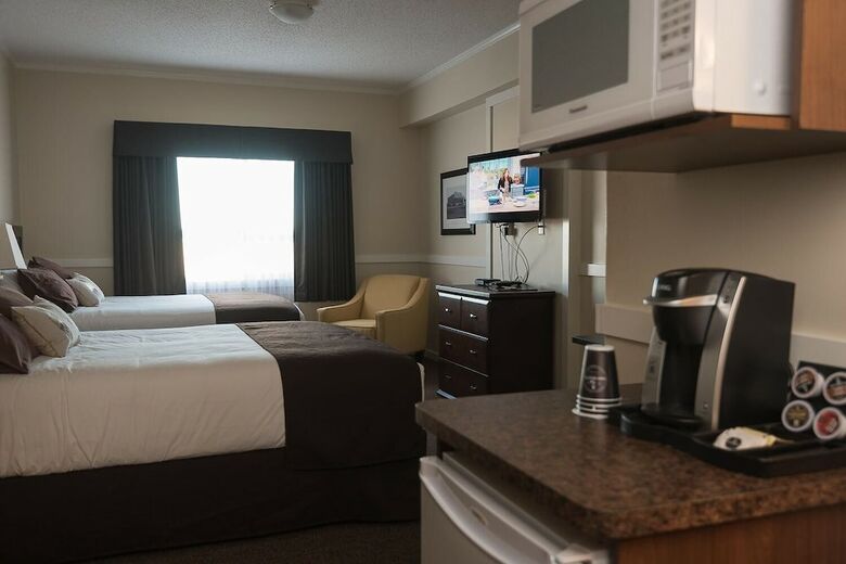 Heartland Hotel