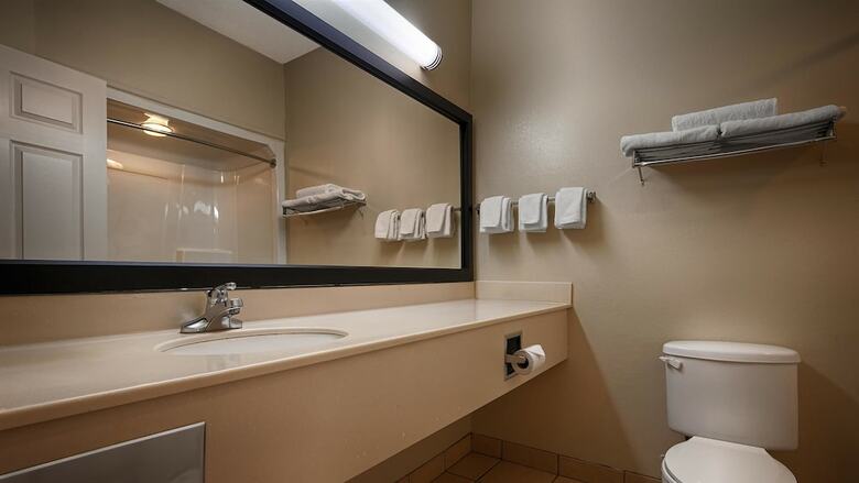 Hotel Americas Best Value Inn Wiggins