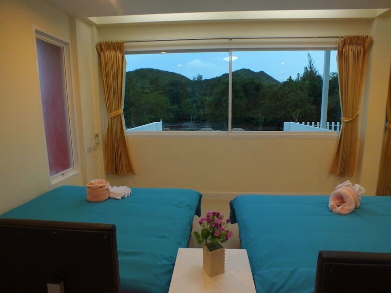 Hotel Worawee Resort & Spa