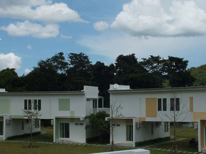 Hotel Worawee Resort & Spa