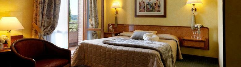 Relais Santa Chiara Hotel
