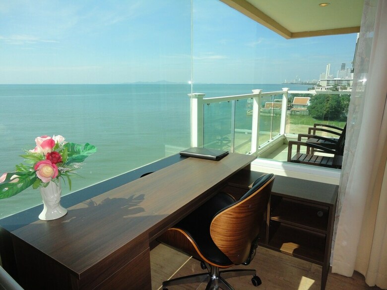 Hotel Saisawan Beach Resort