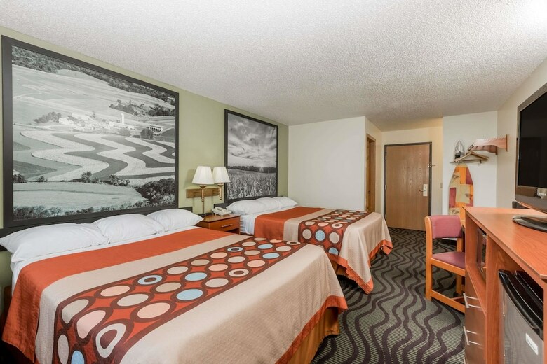 Motel Super 8 By Wyndham Newton