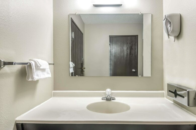 Hotel Super 8 By Wyndham Kimball