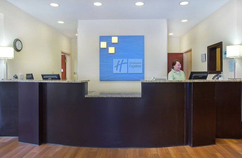Holiday Inn Express Hotel & Suites Murphy