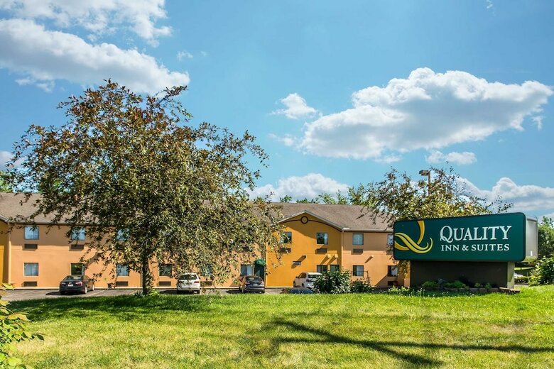 Hotel Quality Inn & Suites Mason Hwy 42