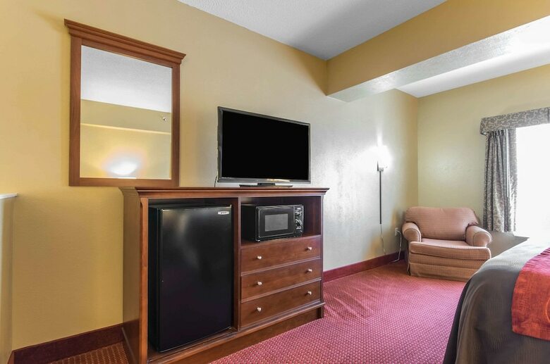 Hotel Comfort Inn & Suites