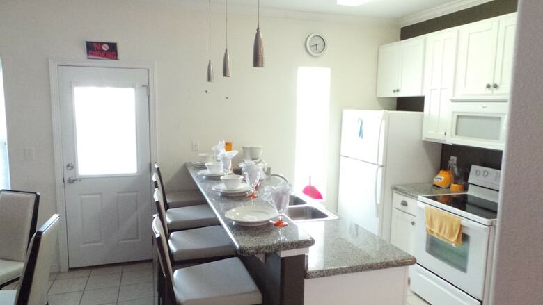 Los Cabos III Condominiums By Cheap Getaway