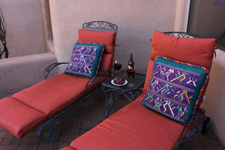 Hotel Adobe Village Inn