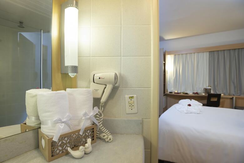 Hotel Ibis Vitoria Praia Do Canto
