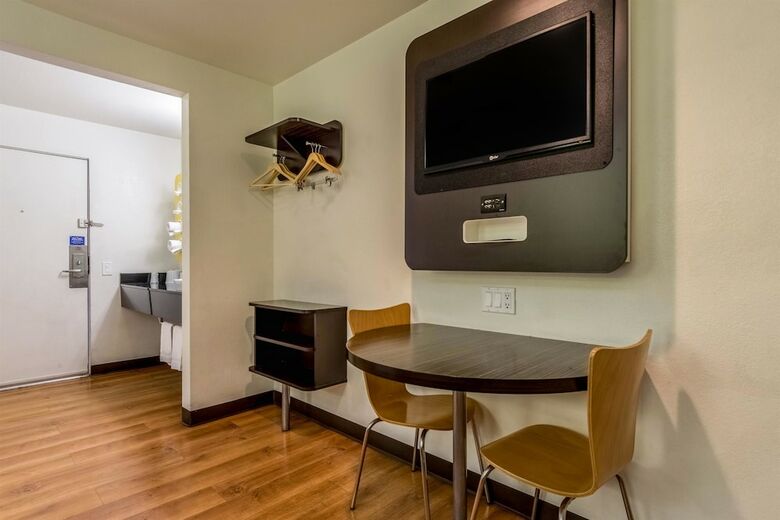 Motel 6 Redlands, Ca