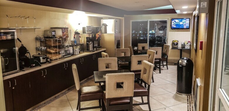 Hotel Inn America - Lewiston