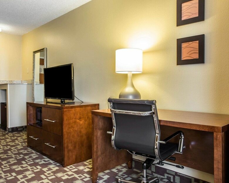 Hotel Comfort Inn & Suites Walterboro I-95