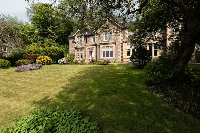 Sunbank House Hotel