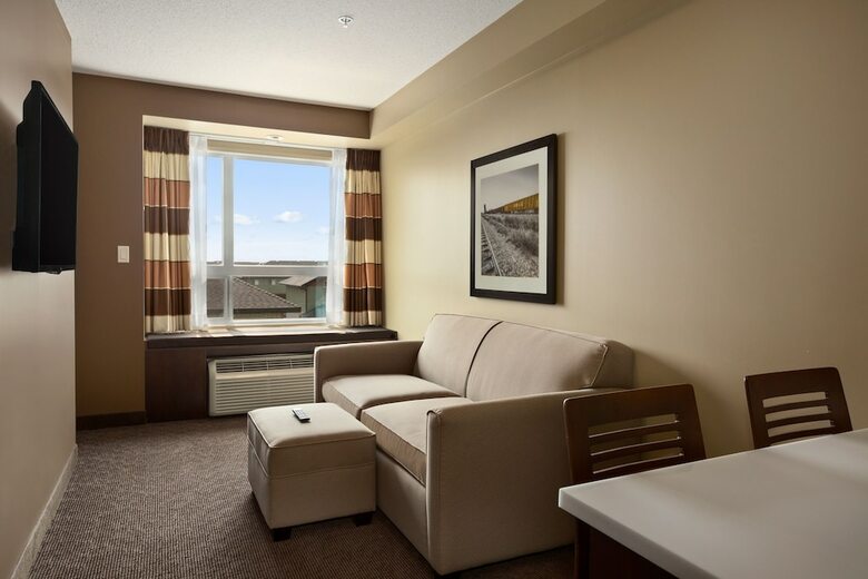 Hotel Microtel Inn & Suites By Wyndham Whitecourt