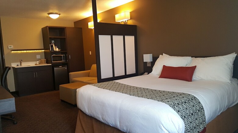 Hotel Microtel Inn & Suites By Wyndham Whitecourt
