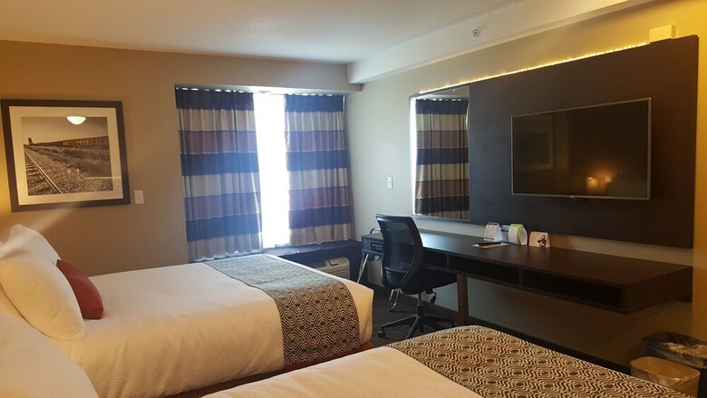 Hotel Microtel Inn & Suites By Wyndham Whitecourt