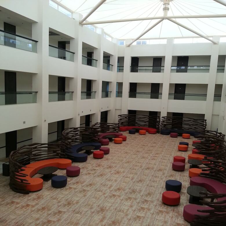Hotel Ambar Sarovar Portico