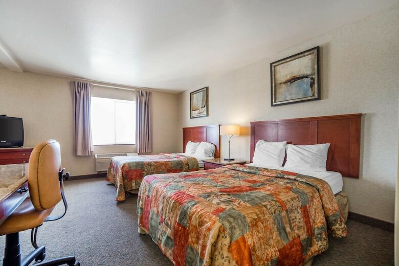 Hotel Rodeway Inn & Suites - Nampa