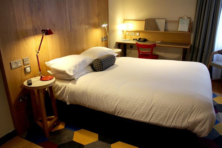 Cairn Hotel Newcastle Upon
