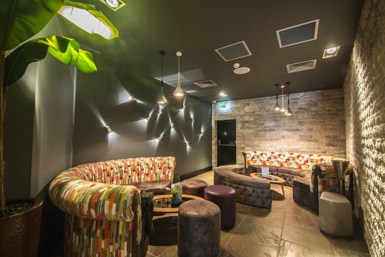 Cairn Hotel Newcastle Upon