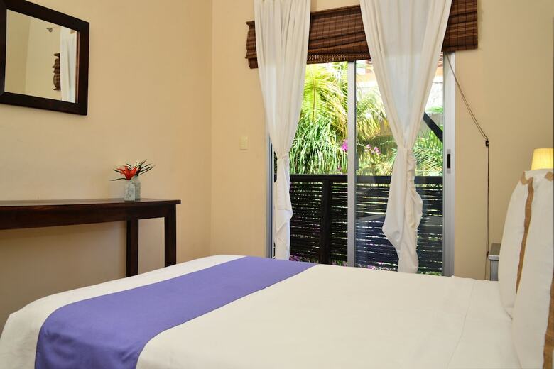 Villas Geminis Boutique Condo Hotel