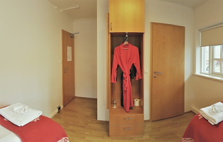 Hotel Tindast�ll And Annex