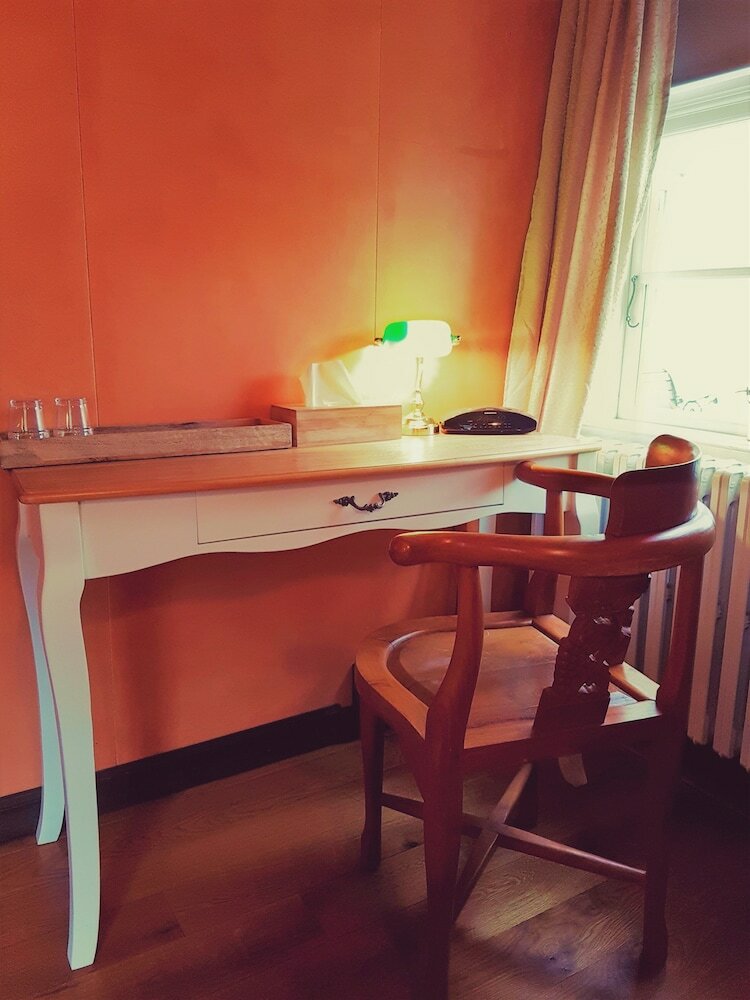 Hotel Tindast�ll And Annex