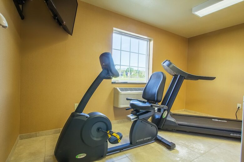 Hotel Cobblestone Inn & Suites - Corry