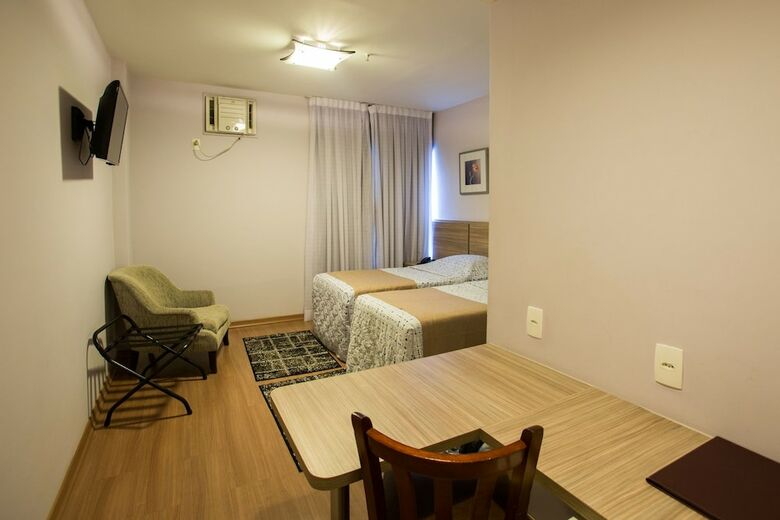 Gallant Hotel