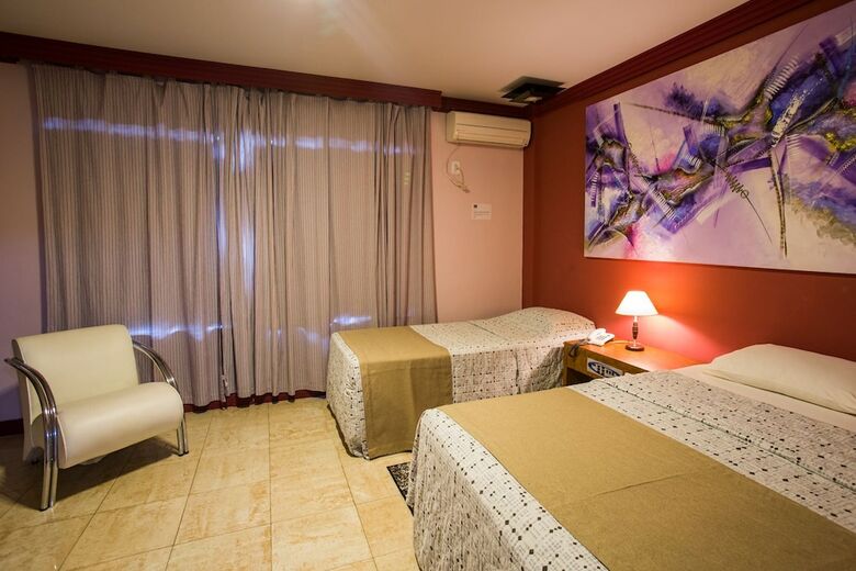 Gallant Hotel