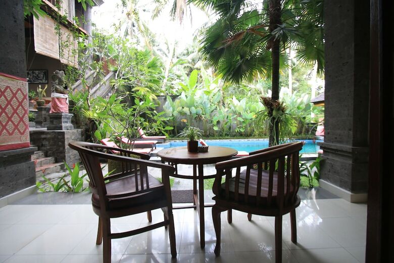 Alam Terrace Cottages