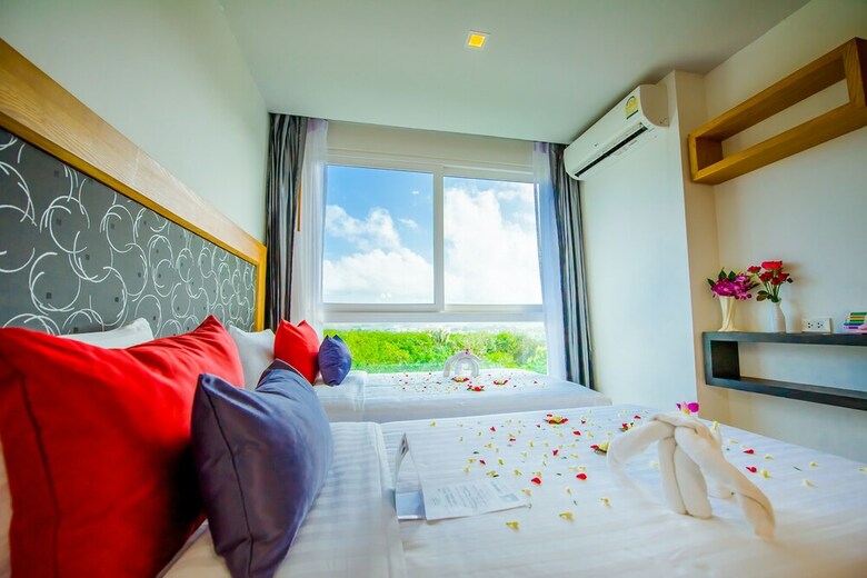 Aparthotel Grand Nai Harn Suites