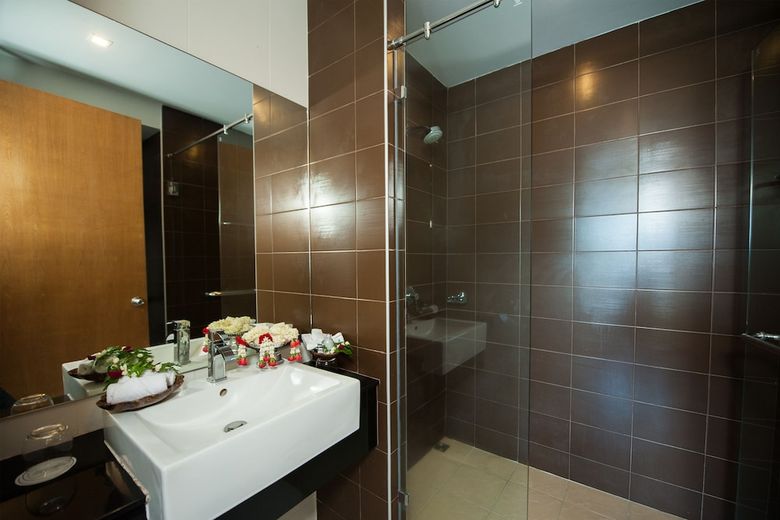 Aparthotel Grand Nai Harn Suites