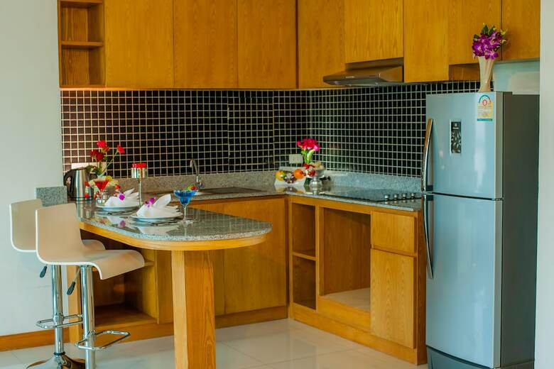 Aparthotel Grand Nai Harn Suites