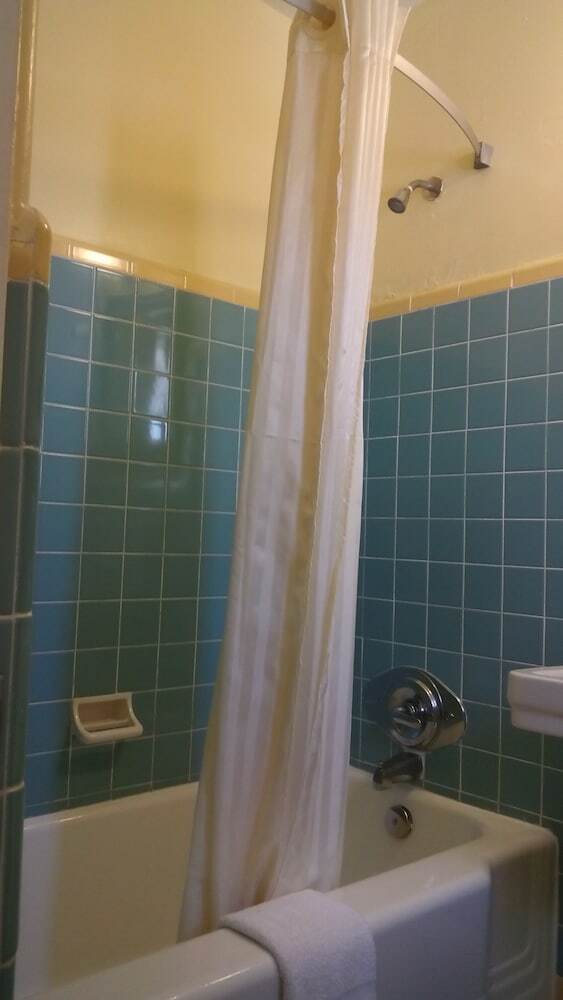 Motel Super Inn