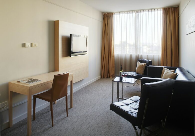 Quality Hotel Ambassador Perth - Formerly Perth Ambassador