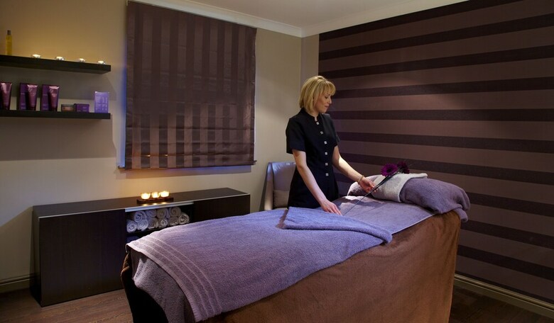 Village Hotel St David's, Nr Chester