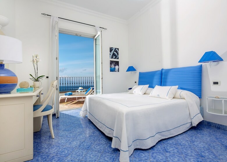 Relais Maresca Luxury Small Hotel